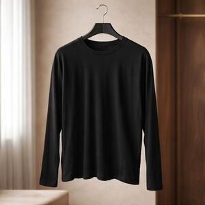 Classic Women's Long Sleeve Velour Black Top